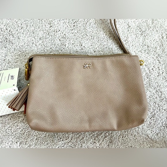 NWT Freshly Picked Fig Classic Clutch - Picture 4 of 10